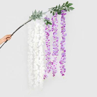 China Yiwu Factory Natural Wholesale Artificial Wisteria Flower Wall Hanging 90cm Outdoor Wedding Touch Decoration Silk Flowers for sale