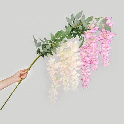 China Yiwu Factory Natural Wholesale Artificial Wisteria Wall Hanging Artificial Silk Touch Decoration Outdoor Wedding Flowers for sale