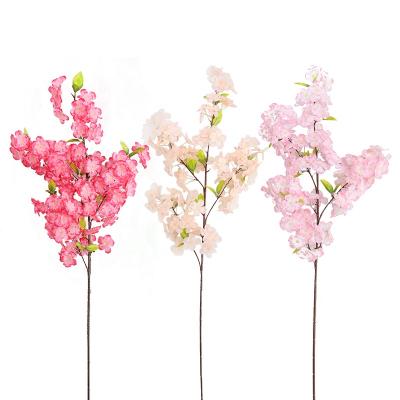 China Factory Wholesale Natural Artificial White Cherry Blossom Yiwu Touch Decoration Artificial Silk Outdoor Wedding Flowers for sale