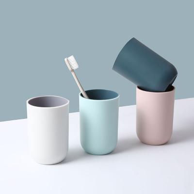 China Double Layer Gargle Cup Adult Travel Mug Portable Style PP Plastic Toothbrush Cup Nordic Viable Couples Custom Material for sale