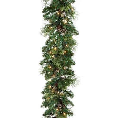 China Environmental Friendly Christmas Decoration Handmade Wholesale Green Christmas Wreath Cane Lit for sale