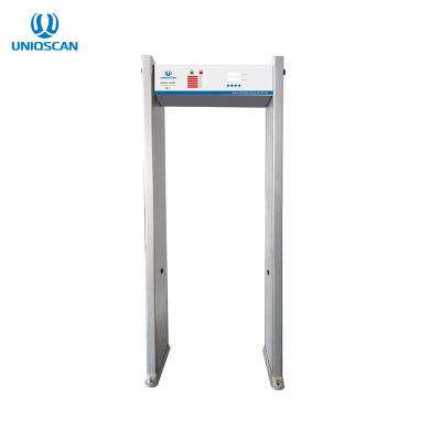 China Full Body Scanner Walk Through Metal Detector Government Hospital Railway Station en venta