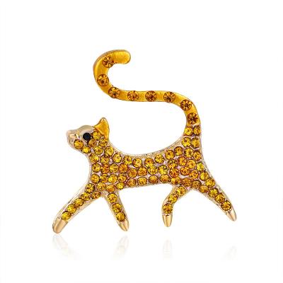 China New Arrival Cute Animal Brooch Series Cat Diamond Clothes Bag Decoration Pin Costume Accessories Brooches for sale