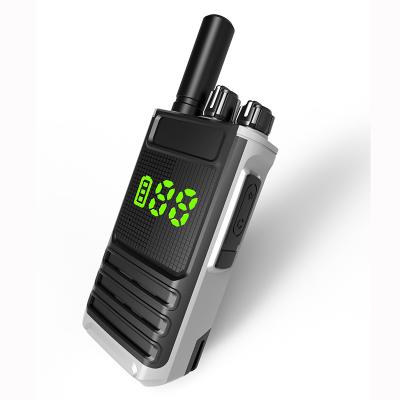 China Original Hot Long Range Two Way Radio 400-470MHz Handheld UHF Encrypted Walkie Talkie 8800mAh for sale