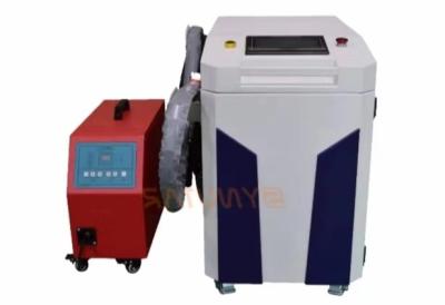 China Portable Laser Welding Device with Air Cooling 1064nm Laser Wavelength for Deep Welding 0.5-5mm Lightweight for sale