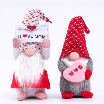 China Valentine Gift Mother Day Rudolf Garden Gnome 2022 Gift For Mum for sale