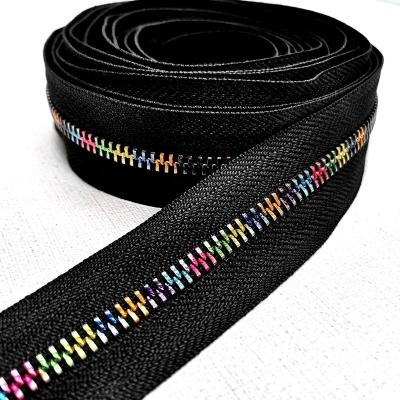 China Long Sustainable Multi Color Rainbow Teeth Metal Zipper Chain By Roll for sale