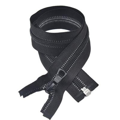 China Sustainable quality nylon zipper with reflective markings for outdoor sports wear for sale