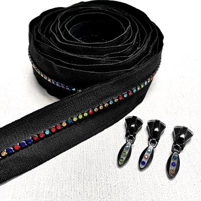 China Long Lasting Exquisite Rainbow Rhinestone Zipper Chain By Roll for sale