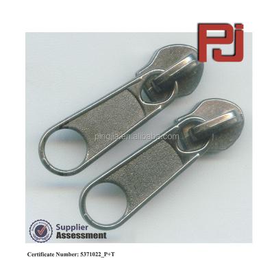 China Non Lock #10 Black Nickel Plating Metal Zipper Nickel Free Slider For Nylon Zipper for sale