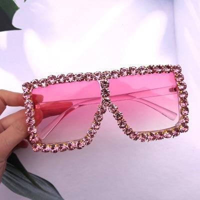 China Hot Sale Luxury Rhinestone Bling Diamond Crystal Sunglasses Trendy Candy New Design Fashion Sunglasses for sale