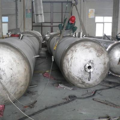 China Construction worksÂ   Large Supply Large Capacity 20t Evaporator Evaporator Falling Film Crystallizer Equipment for sale