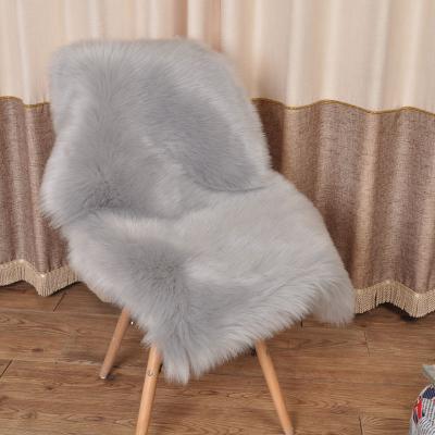 China Non-slip Pure White Faux Fur Rugs Plush Fur Rugs Rugs And Faux Fur Blankets New for sale