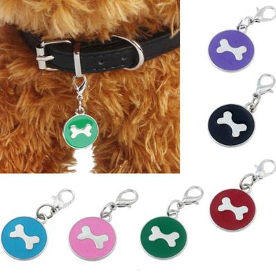 China Simple China 1.8cm Paw Personalized Engrave Embosser Collar ID Die Cast Custom Bone Shaped Dog Tag for sale