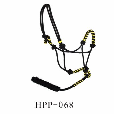 China Durable Adjustable Crown PP Braided Horse Halter With Lead for sale