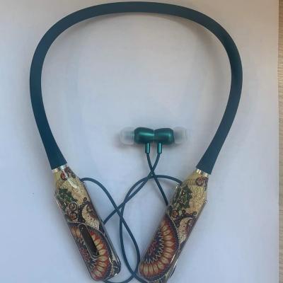 China Customize Beautiful Patterns Neckband Wireless Headphones IML Technology Headphones Magnetic Neckband Headsets Sport Earbuds Customize Hoops Neckband for sale