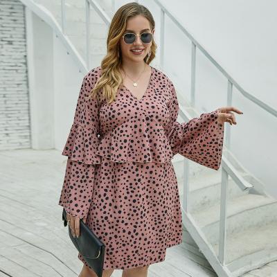 China Fashionable 2022 Wholesale Viable Plus Size Women's Loose Casual Dresses Ruffle V Neck Polka Dot Ruffle Dress for sale