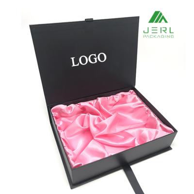 China Handmade Custom Logo Silk Glitter Hair Bundles Packaging Boxes Black Wig Box For Bundles With Satin for sale