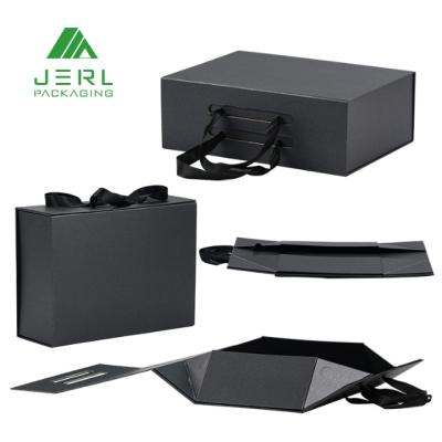 China Custom handmade luxury folding apparel packaging box for sale for sale