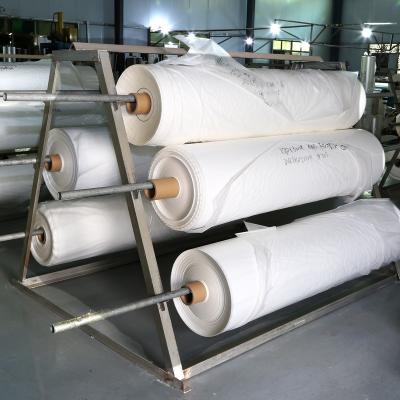 China Custom Size Color PE Hand Shrink Wrap Moisture Proof Jumbo Roll Film Shipping Clear Plastic Transparent Stretch Pallet Wrap LLDPE Wrapping Yarn for sale