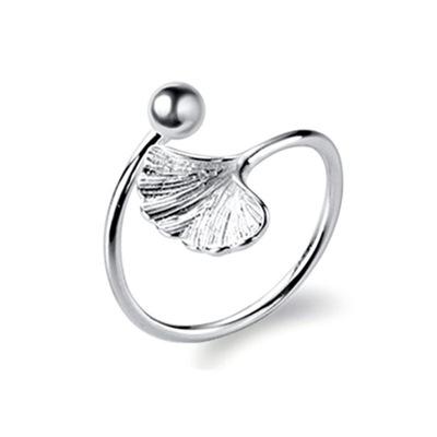 China Literary sheet 316L stainless steel new European and American vintage female cool open ring small ginkgo ring for sale