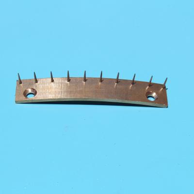 China Customized Textile Machine Parts Pin Plate With Radian Copper Plate Thick Needle Special Design for sale