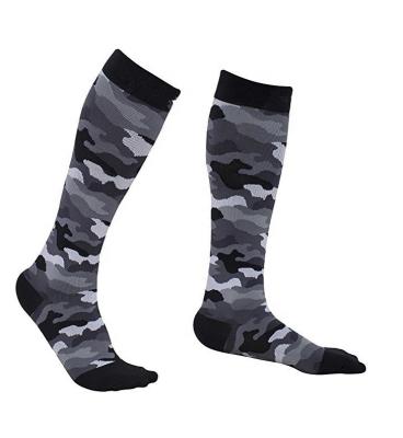 China Custom Logo Sports Antibacterial Socks 20-30mmHg Compression Socks Women for sale