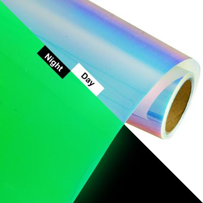 China New Arrival Hot Sales 10 Inch X Washable 5 Feet Holographic Glow In The Dark Heat Transfer Vinyl Roll For Shoes Etc. clothing hats for sale