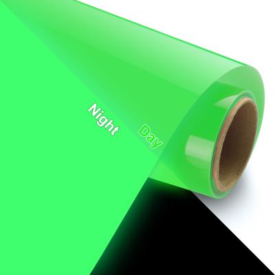 China Factory wholesale htv vinyl 10 inch x washable 5 feet glow in dark heat transfer vinyl roll for shoes etc. clothing hats for sale