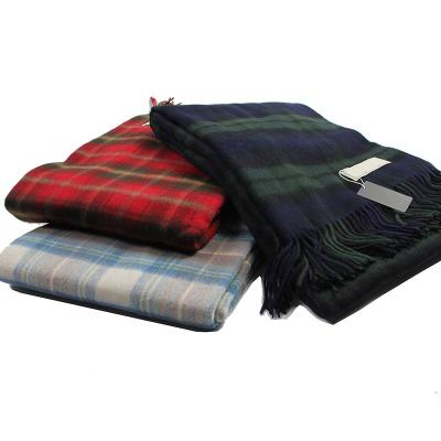 China Fire Retardant Custom Plaid Lambs Wool Throw Blanket Winter Tartan Fleece Luxury Soft Wearable Blanket With Long Tassel for sale