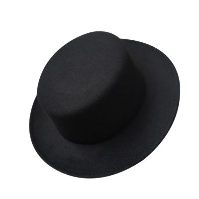 China Korean version of the British black woolen men's fashion hat women's character hat flat surface performance men's fashionable casual all-match for sale