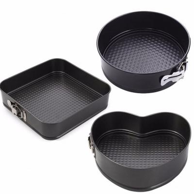 China Hot Sale Viable Non Stick Heart Shape Cake Tray Bundt Carbon Steel Round Baking Cheesecake Making Springform Bake Pan Set for sale