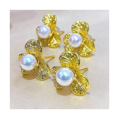 China FASHIONABLE new lady's bright and gorgeous style natural freshwater pearl earrings S925 silver earrings for sale