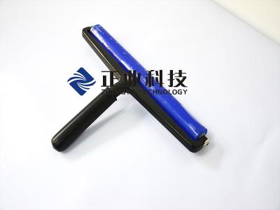 China 12 Inch Glass Cleaning Dust Removal Roller Comfortable Free Of Pollution for sale