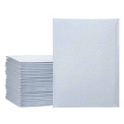 China shoes & 50 Packs Poly Padded Envelopes Self Mailing Clothing Bubble Mailing Bags Wholesale White Adhesive Seal Waterproof Boutique For Clothes for sale