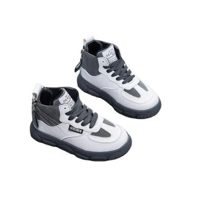 China Medium Children's Wear Boy (7-12 years old) Shoes Schoolboy High Top Board Shoe Winter Leather Waterproof Children's Sneakers for sale