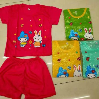 China 0.99 USD GT063 Yiwu Amysi Children Clothing Kids Clothes Summer Tops And Shorts Casual Cheap Cartoons Printed Girl Sportswear Sets for sale