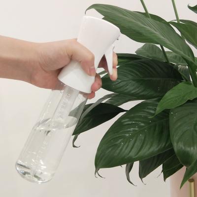 China 300ml Clear PET Continuous Spray Bottles Barber Salon Use Refillable Mist Sprayer for sale