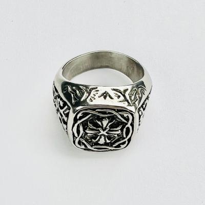 China Retro Hiphop Personality Stainless Steel Flower Ring Exquisite Pattern Men' S Jewelry Punk Ring for sale