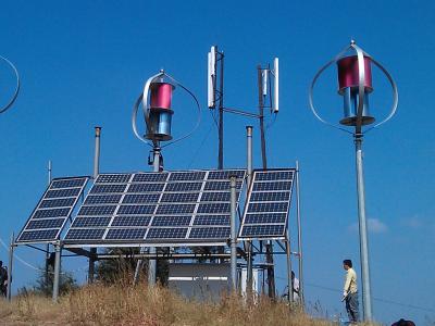 Chine Système d'alimentation hybride solaire de vent de Maglev Vawt pour la station de télécom de contrée lointaine à vendre