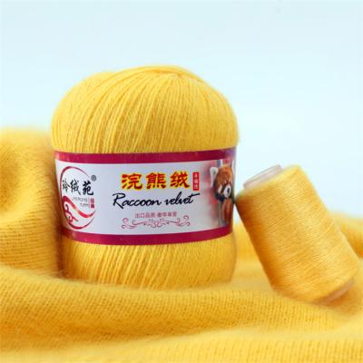 China Anti-bacteria exported raccoon wool yarn middle yarn ball mink thick hand knitted close tolerance wool yarn for sale