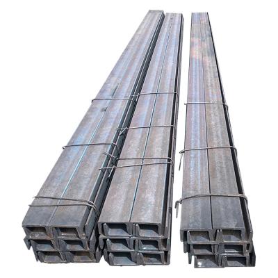 China Gran stock de acero de carbono de alta calidad de perfil de acero de canal tipo C tipo U tipo 25x25x3 acero de canal para la construcción en venta