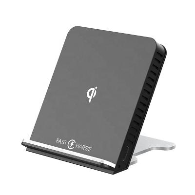 China Mobile Phone Mini Square Wireless Charging Stand 10W 7.5W Fast Charge For Mobile Phone for sale