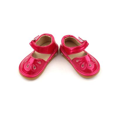 China Cute Children Summer Sandals Girls High Design Anti-slippery Level Squeaky Kids Shoes for sale