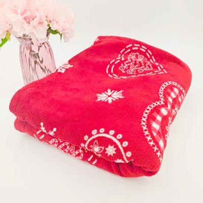 China Low Price Customized Bedspread Flannel Fleece Soft Life Comfort Plush Blanket Blankets Anti-Static for sale