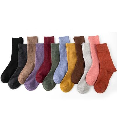 China Antibacterial Wholesale Women Sock Multi Color Running Sock For Daily Wear for sale