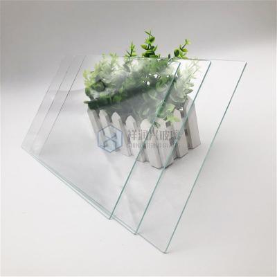 Chine Verre de construction 8 mm 10 mm 12 mm 15 mm 19 mm Verre de sécurité raffermi entièrement trempé à vendre