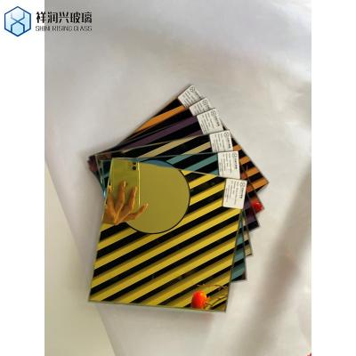 China Proceso de flotación de vidrio borosilicato con filtro de luz de color personalizado para vidrio de alta transparencia en venta