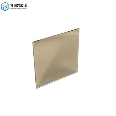 China 1.8-6 mm Helder gekleurde blauwe zilveren spiegelplaat glas voor koper Fre Classify dikte Te koop