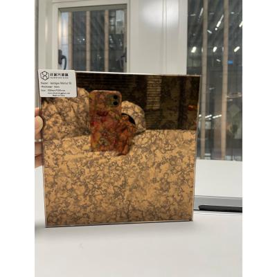 Chine Les couches demandent des carreaux de verre miroir antiques de 3 mm et 5 mm pour 5 ans de service après-vente à vendre